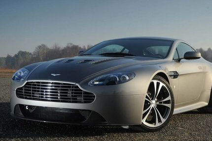 Σοφέρ για Άστον Μάρτιν ψάχνει ο Φάμπρεγας