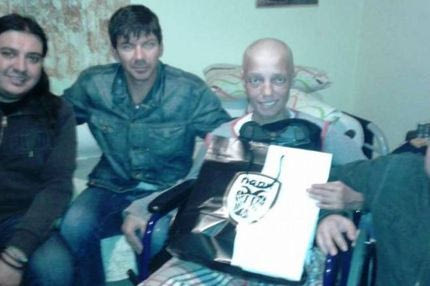 Επίσκεψη Γκαρσία σε καρκινοπαθή