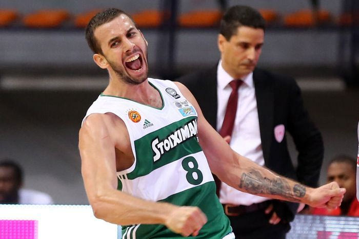 Η πανηγυρική selfie Γιάνκοβιτς-Φώτση