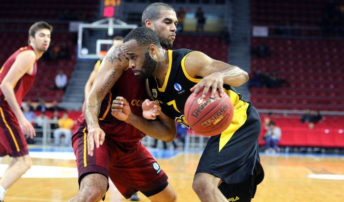 Αποβλήθηκε για αγκωνιά εκτός φάσης ο Χέρστον