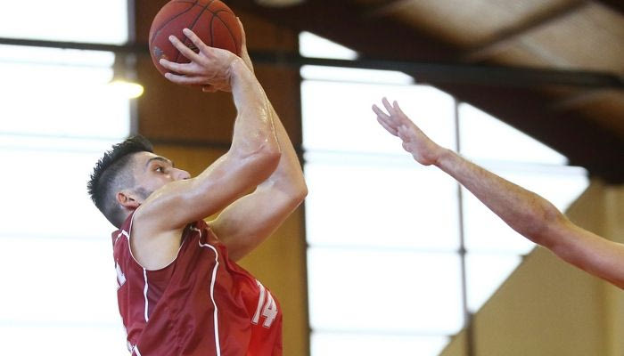 Τρίκαλα-Κηφισιά 73-76