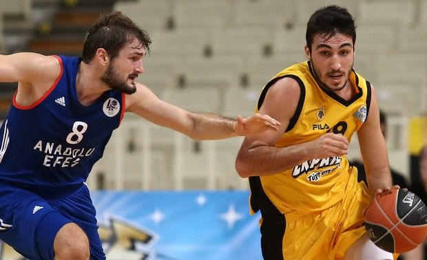 Νοκ άουτ ο Κατσίβελης