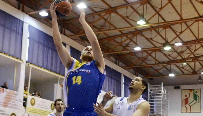 Καβάλα-Λαύριο 68-66