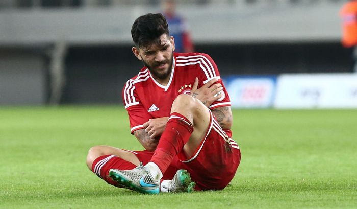 Κάκωση στον ώμο ο Κολοβός