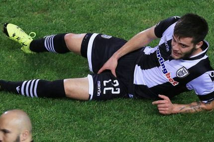 Ο άτυχος του ντέρμπι Κωνσταντινίδης, την “πάτησε” από το χορτάρι