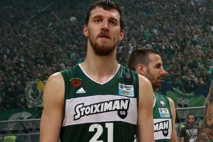 Αμφίβολος για Μπαρτσελόνα ο Κούζμιτς