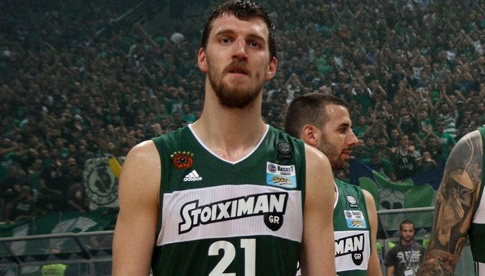 Αμφίβολος για Μπαρτσελόνα ο Κούζμιτς