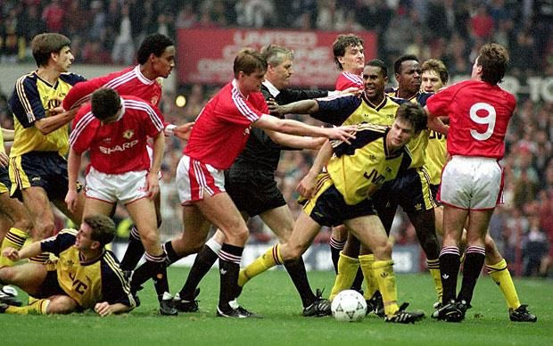 Σαν σήμερα: Ο επικός καυγάς μεταξύ Γιουνάιτεντ και Άρσεναλ