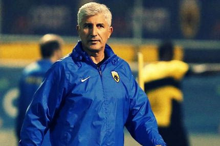 Το σκέφτεται για αλλαγές ο Μανωλάς