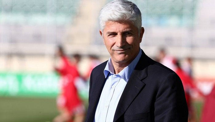 Μανωλάς: “Έχει έρθει ο νέος προπονητής”