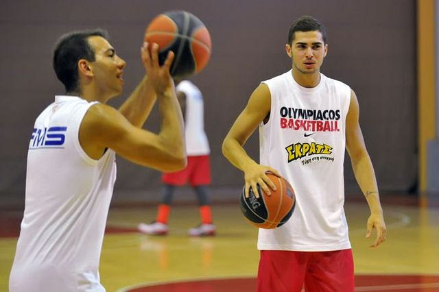 Το έβαλε από το… σπίτι του ο Μουράτος