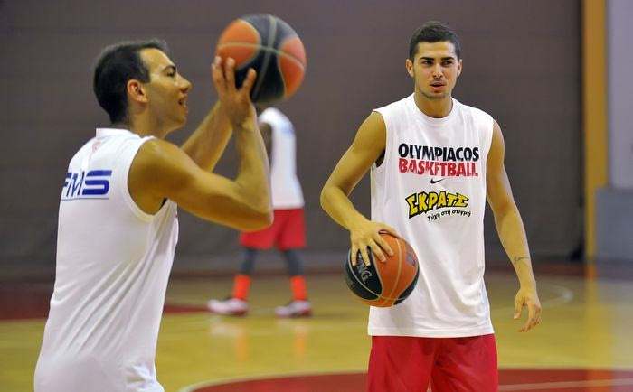 Το έβαλε από το… σπίτι του ο Μουράτος