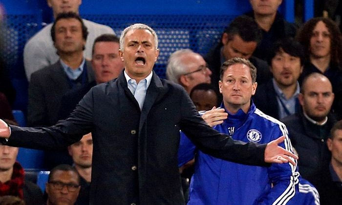 Η γκρίνια για τους διαιτητές βάζει σε μπελάδες τον Μουρίνιο