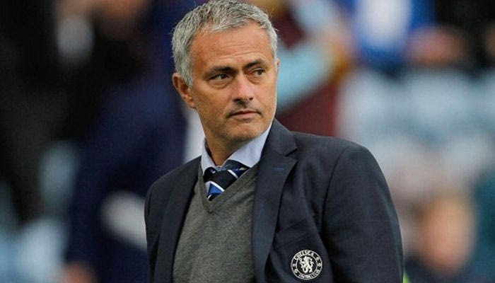 Η διοίκηση της Τσέλσι στηρίζει τον Μουρίνιο