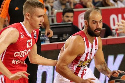 Ολυμπιακός – Τσεντεβίτα 76-61