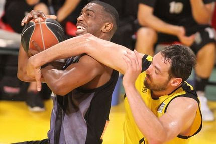 Ο ΠΑΟΚ ξέρει να αρπάζει “διπλά” στο Παλέ