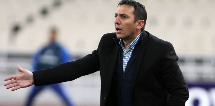Παπαδόπουλος: “Θα πρέπει κάποιοι να καταλάβουν σε ποια ομάδα παίζουν”