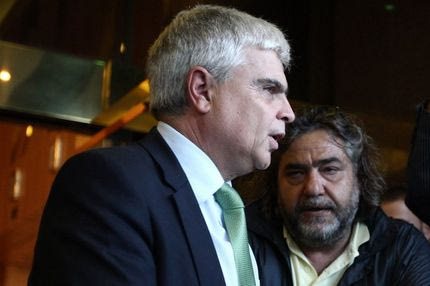 Παπαδόπουλος: “Νικάμε και τους διαιτητές”