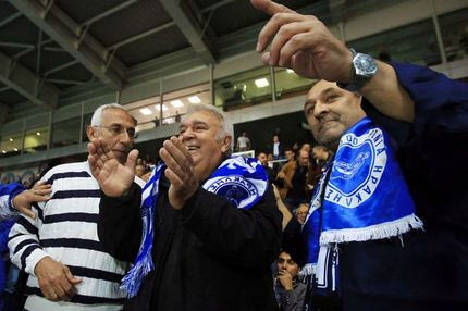 Παρέα με Πασχάλη Τερζή ο Παπαθανασάκης στο Καυτανζόγλειο
