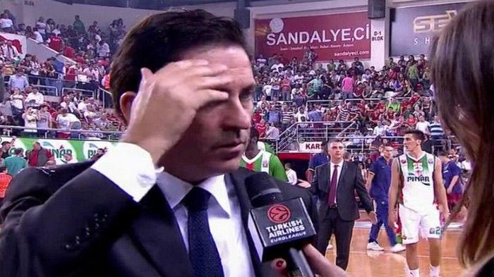 VIDEO: Μπουγέλωσαν τον Πασκουάλ