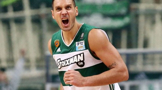 Πάβλοβιτς: “Το κατάλληλο φάρμακο αυτή η νίκη”