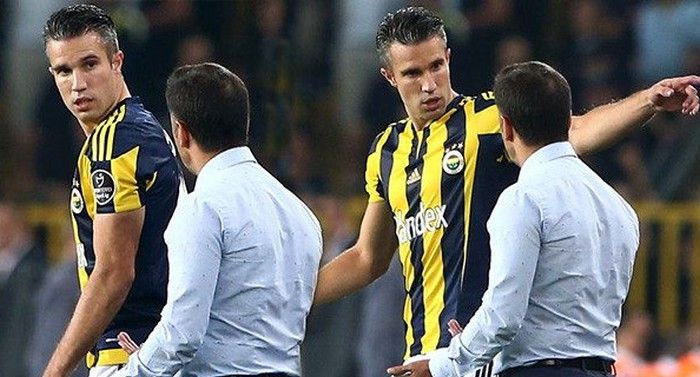 Στα άκρα οι σχέσεις Περέιρα-Φαν Πέρσι!