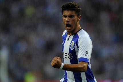 Νέβες, ο νεαρότερος αρχηγός της Πόρτο