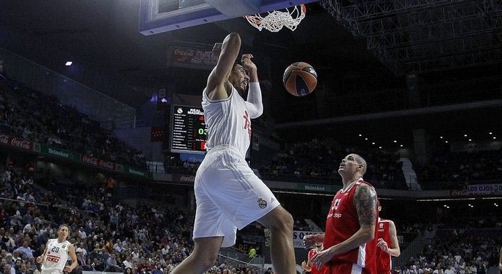 Ξύπνησε το θηρίο της Ρεάλ, η Εφές “σκότωσε” τη Μιλάνο από το τρίποντο, διπλό της Μάλαγα στο Τελ Αβίβ