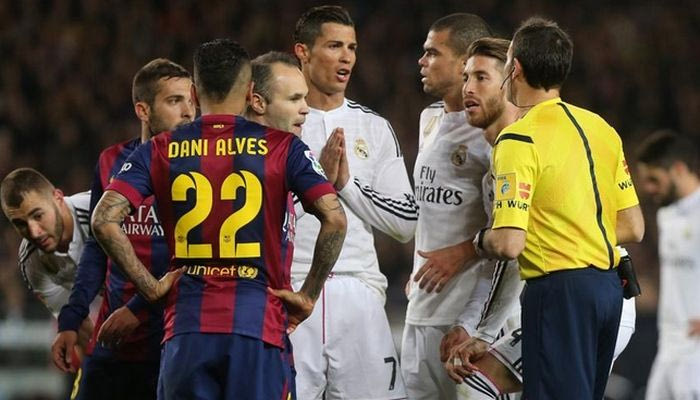 Διαιτητής καταγγέλλει απειλές για να ευνοήσει τη Ρεάλ στο Clasico!