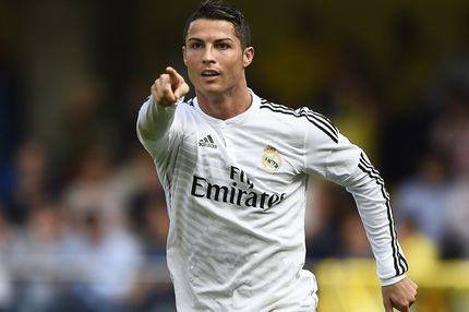 Ένα απίστευτο παπούτσι, αντάξιο του ρεκόρ του Ρονάλντο