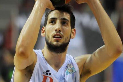 Φεύγει από τον ΠΑΟΚ ο Σαλούστρος