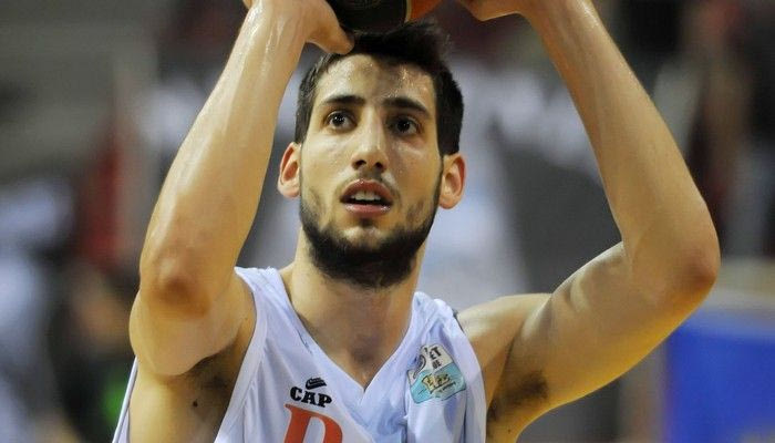 Φεύγει από τον ΠΑΟΚ ο Σαλούστρος