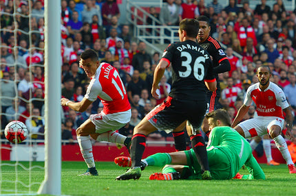 Φοβερή η Άρσεναλ στο ντέρμπι με τη Γιουνάιτεντ: Τρία γκολ σε 20 λεπτά!