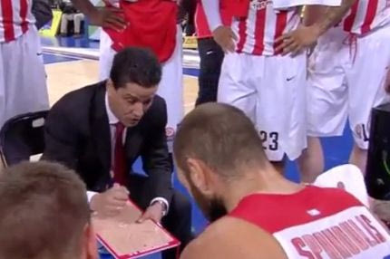 Οι απίστευτες φωνές του Σφαιρόπουλου στη Βιτόρια