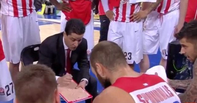 Οι απίστευτες φωνές του Σφαιρόπουλου στη Βιτόρια