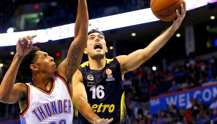 Θετικός ο Σλούκας, συνετρίβη η Φενέρμπαχτσε