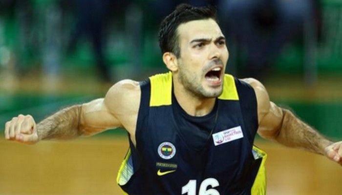 VIDEO: Το… τετράποντο του Σλούκα