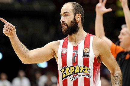 Άλλαξε πουκάμισο, πάει για το κοστούμι ο Ολυμπιακός!