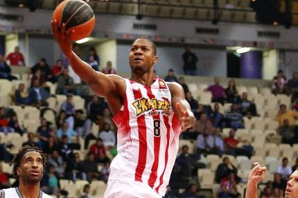 VIDEO: Έκανε air ball σε βολή ο Στρόμπερι