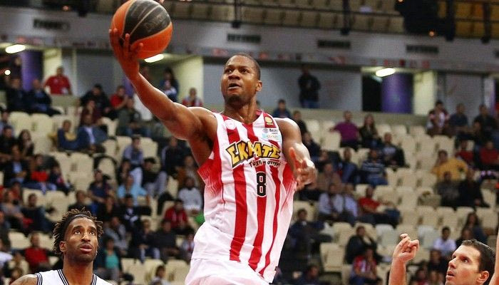 VIDEO: Έκανε air ball σε βολή ο Στρόμπερι