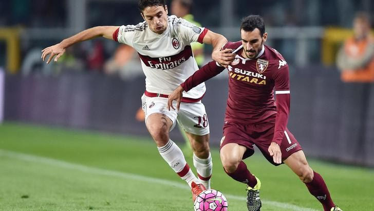 8η αγ.: Ισόπαλη η Μίλαν, πάρτι για Ντε Ρόσι