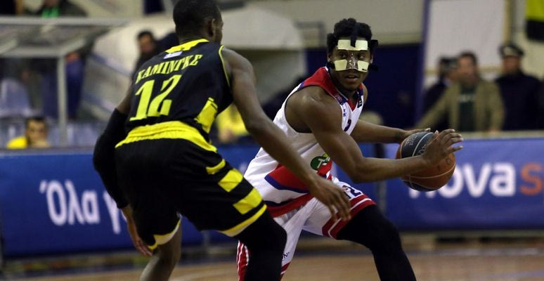 Τα Τρίκαλα ισοπέδωσαν τον Άρη, εύκολα η ΑΕΚ τον Απόλλωνα