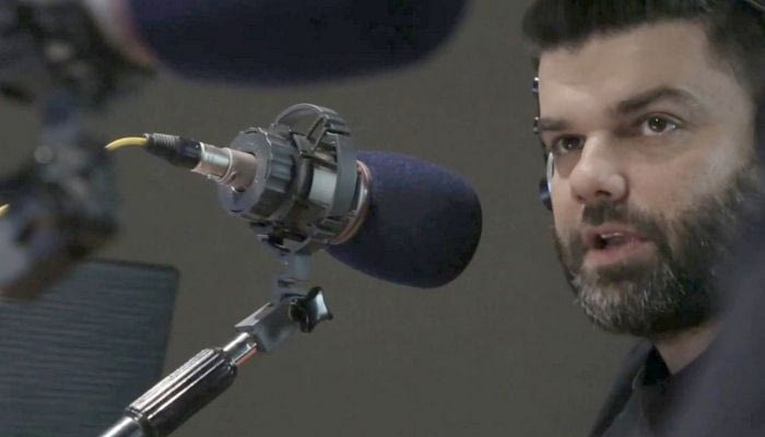 Επίθεση σε δημοσιογράφους, έβγαλαν μαχαίρι στον δημοσιογράφο του Contra.gr Διονύση Βερβελέ