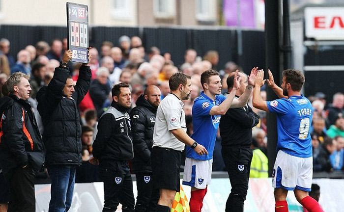 Πήγε στο γήπεδο ως θεατής και έγινε τέταρτος διαιτητής