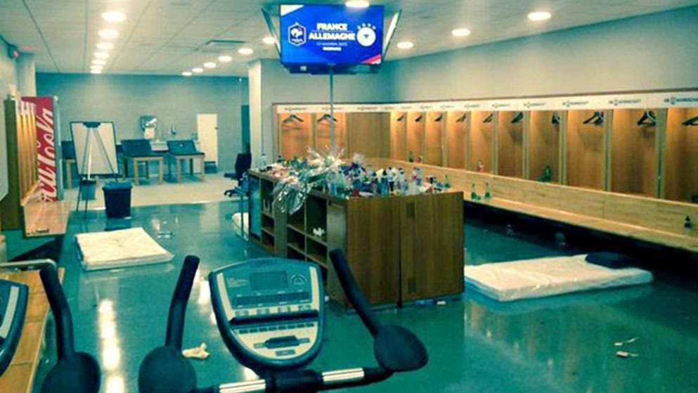 Νύχτα τρόμου για τη Γερμανία: Οι εφιαλτικές ώρες στα αποδυτήρια του “Σταντ ντε Φρανς”