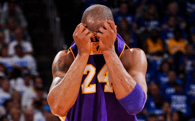 Ξενερωμένος ο Κόμπε