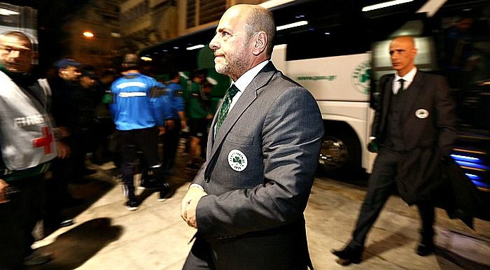 Παροξυσμός, παραίτηση, φουρνέλο (στο Πι και Φι)