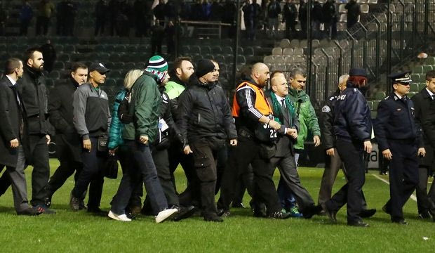 Σοβαρό επεισόδιο οπαδών του Παναθηναϊκού με Αλαφούζο και άγριο κράξιμο!