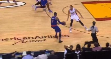 Ο Καρμέλο δεν καταλαβαίνει από “βήματα”