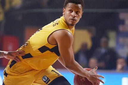 Μπουντούτσνοστ – Αρης 75-56